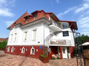 Villa Lillybeth Garden Rooms, Keszthely